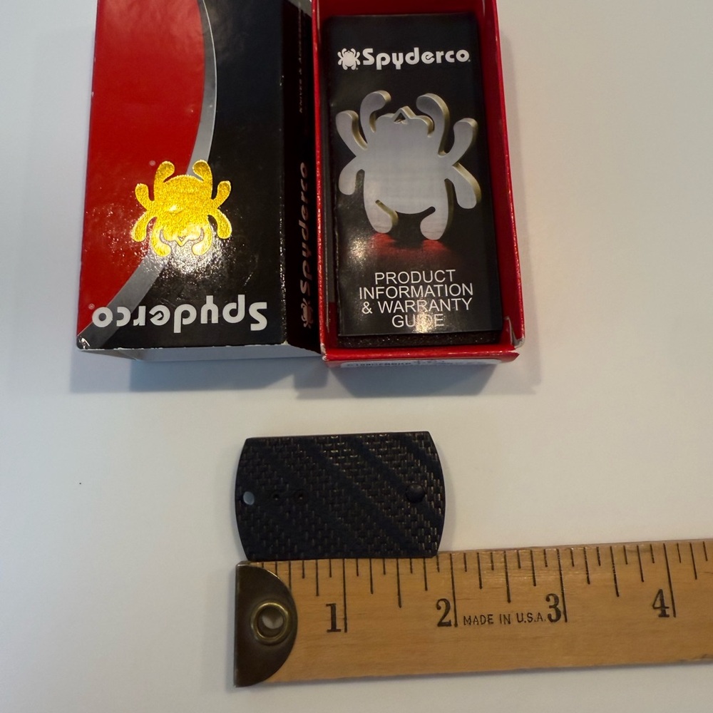 Spyderco Dog Tag Carbon Fibre Blade